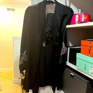 Silk robe Josie natori